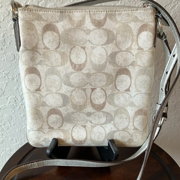 Coach:Cream/Beige/Gray Swing Crossbody Bag-Adjustable Strap-wet look-Silver tone - Picture 7 of 16